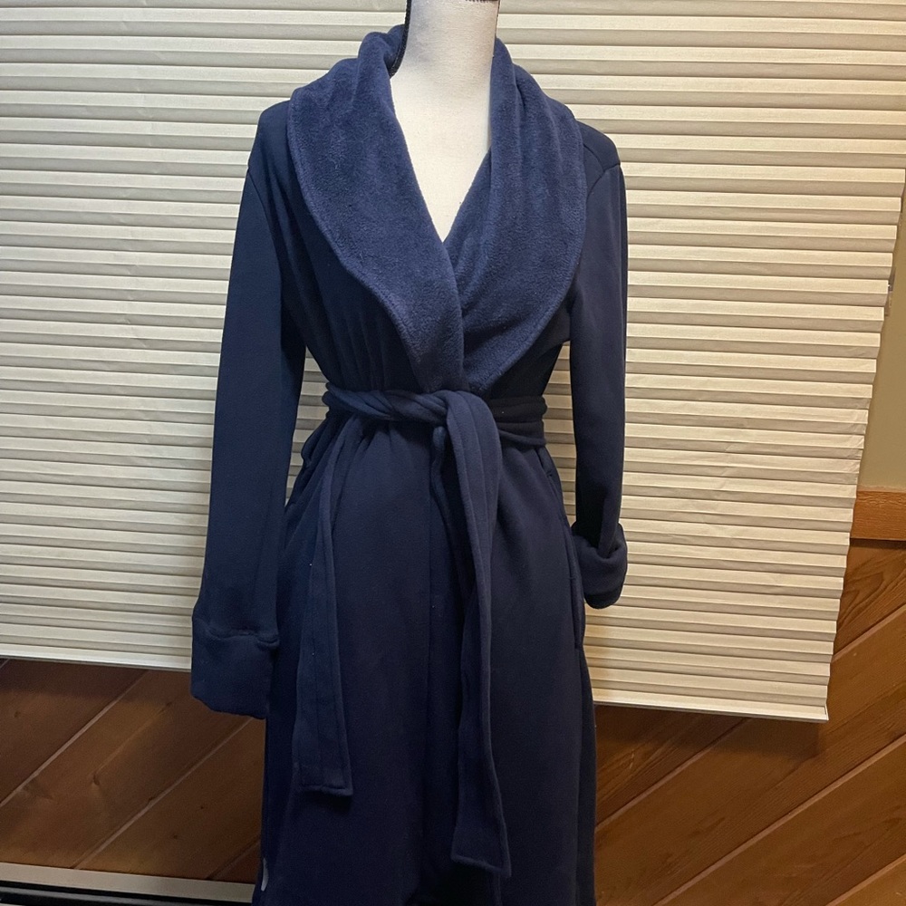 Ugg Robe - image 1